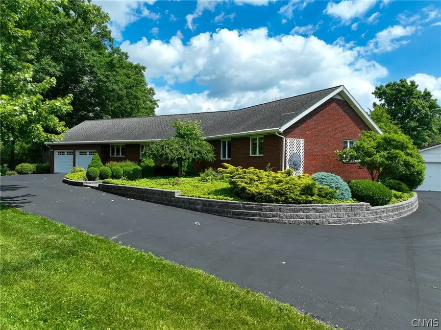 5862 State Route 90 N, Cayuga, NY 13034 - #2