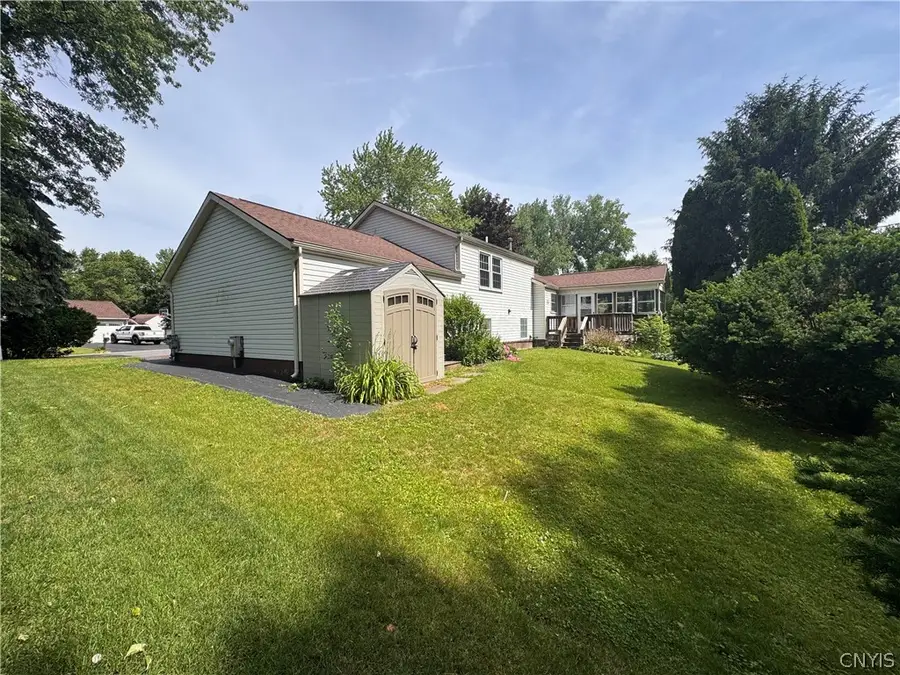 6 Fruitwood Drive, Liverpool, NY 13090 - #3