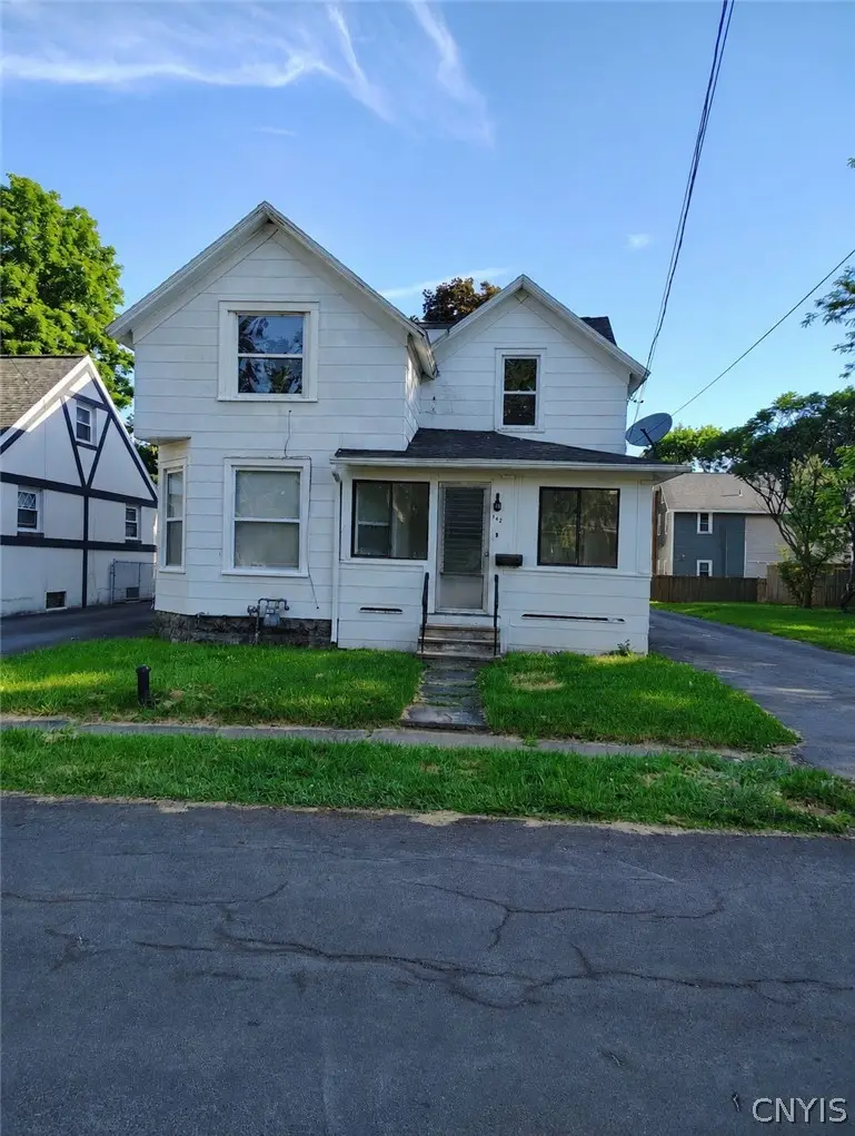 142 Warrington Road West, Syracuse, NY 13205 - #1