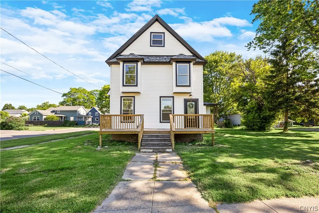 300 E North Canal Street, Canastota, NY 13032 - #1