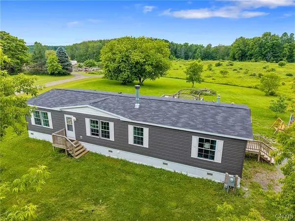 91 Hare Road, Central Square, NY 13036