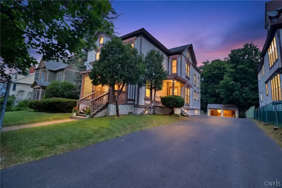 19 Jewett Place, Utica, NY 13501 - #2