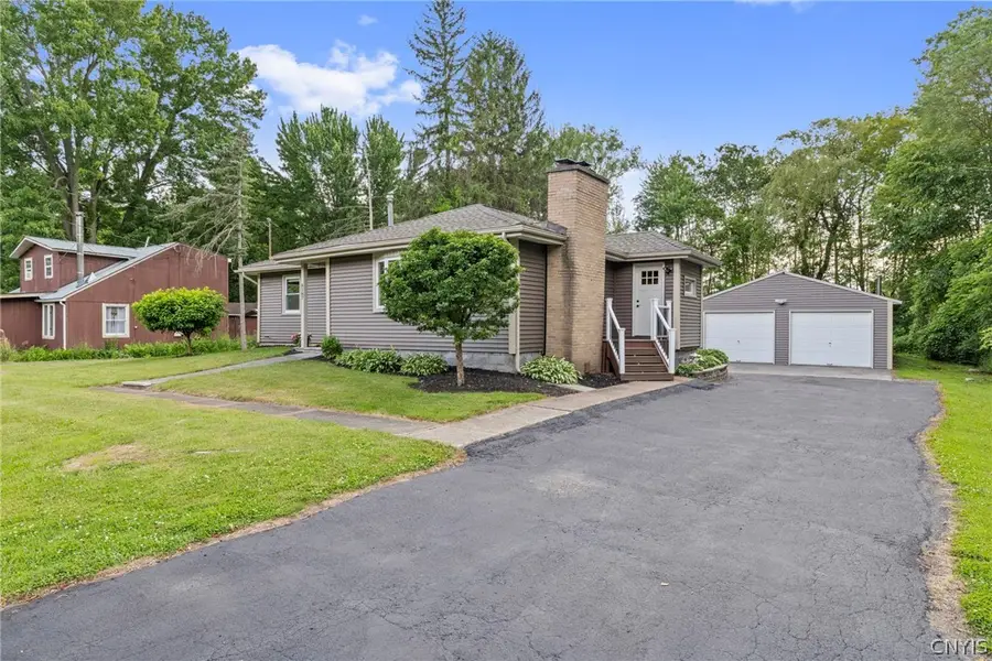 8187 Sixty Road, Baldwinsville, NY 13027 - #2