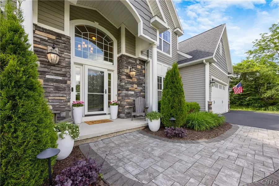 4373 Chickadee Circle, Syracuse, NY 13215 - #2