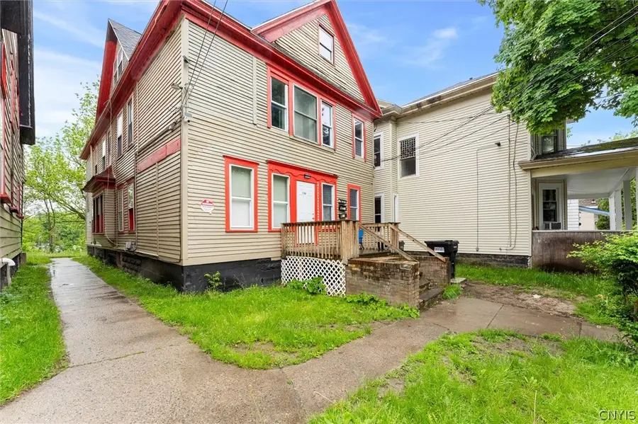 1104 Butternut Street, Syracuse, NY 13208 - #2