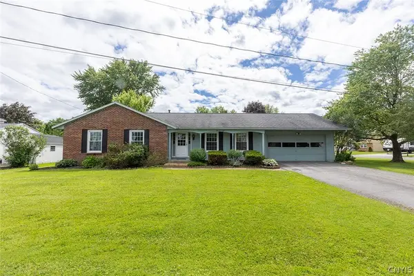 5350 Vineyard Drive, Clay, NY 13041