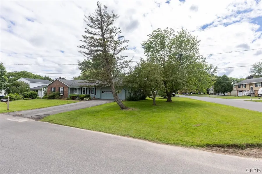 5350 Vineyard Drive, Clay, NY 13041 - #3