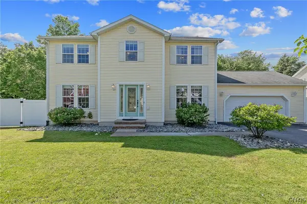 27 Tupelo Drive, Oswego, NY 13126