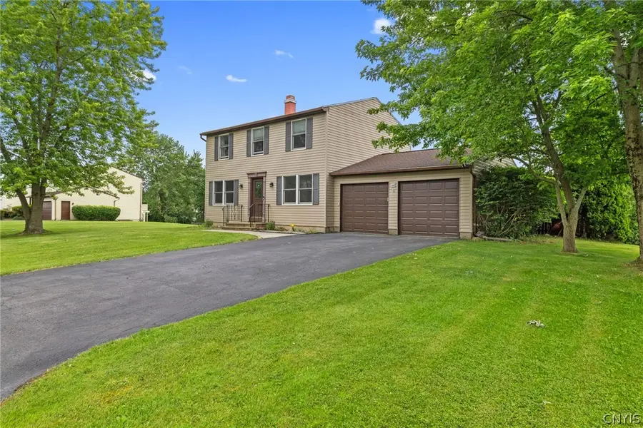 4767 Four Seasons Drive, Liverpool, NY 13088 - #2