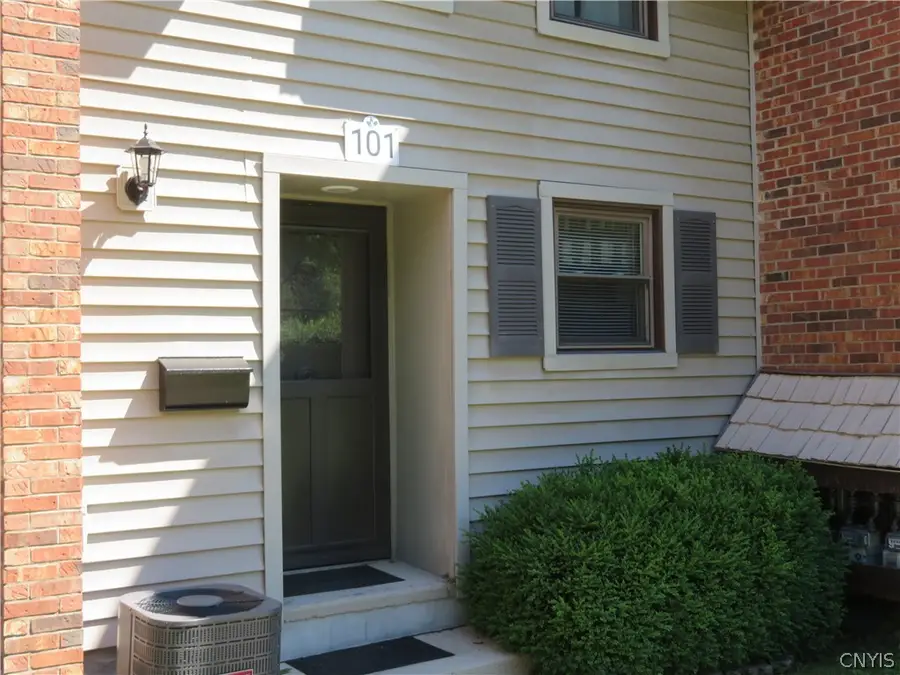 101 Chestnut Hills, New Hartford, NY 13413 - #2