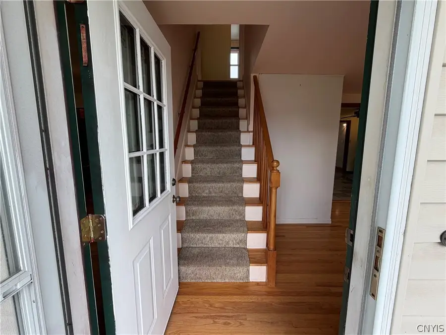 108 Castle Rd, Clay, NY 13212 - #3