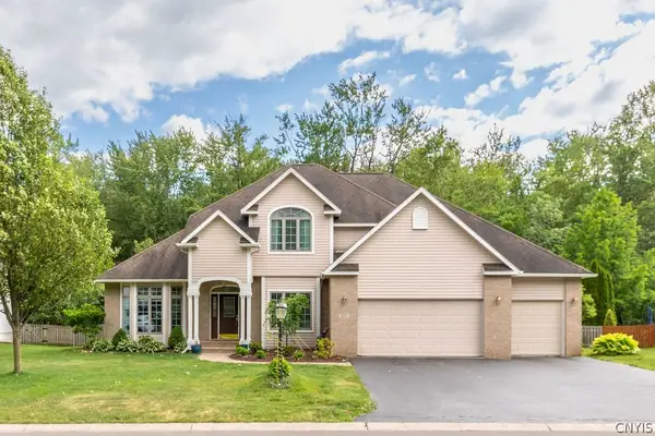 8411 Vermillion Circle, Baldwinsville, NY 13027
