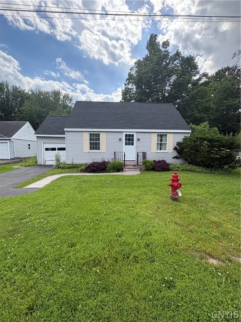8269 Oswego Road, Liverpool, NY 13090 - #1