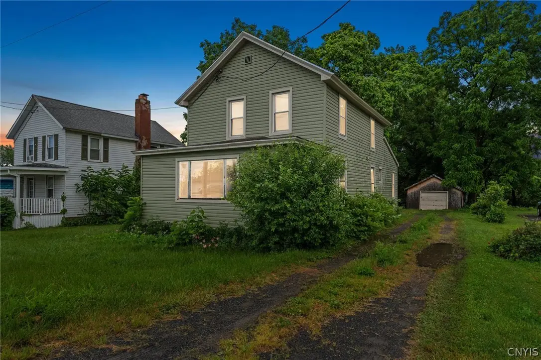 1077 Glenwood Avenue, Oneida, NY 13421 - #1
