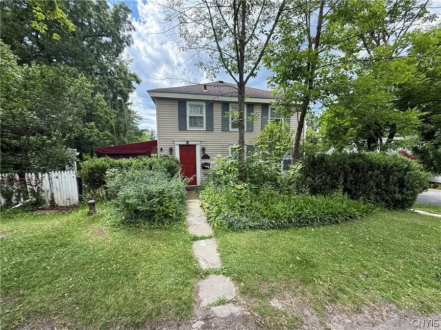 211 Center Street, Fayetteville, NY 13066 - #2