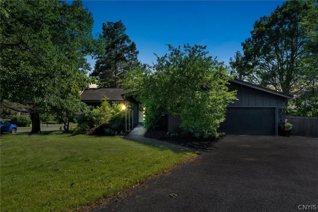 108 Sun Harbor Drive, Liverpool, NY 13088 - #1