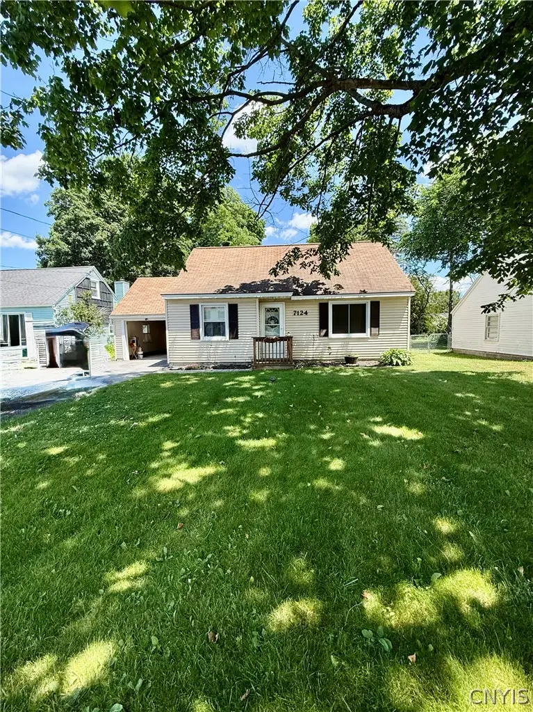 7124 Buckley Road, Liverpool, NY 13088 - #1