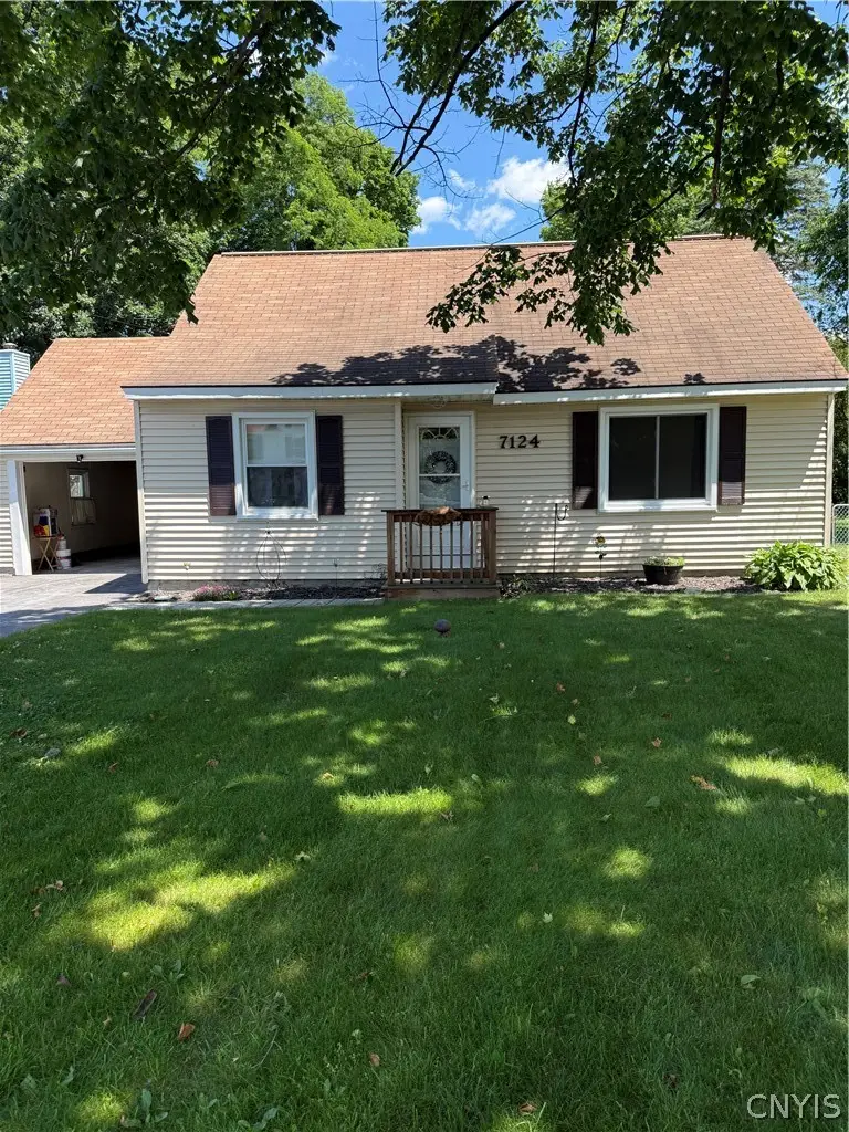 7124 Buckley Road, Liverpool, NY 13088 - #2