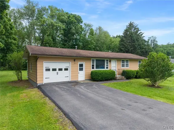 222 Schepps Lane, Kirkville, NY 13082