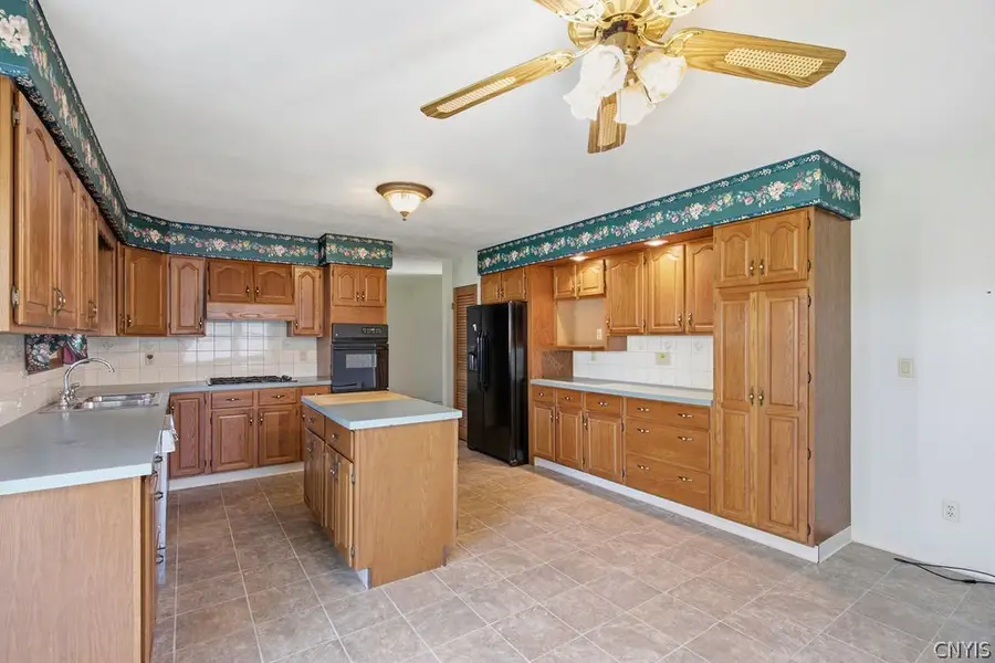 26 Simpson Drive, Oswego, NY 13126 - #3