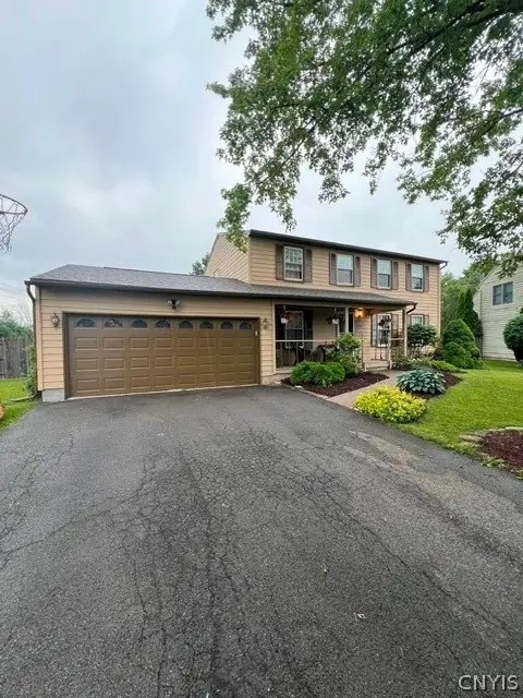 7783 Tirrell Hill Circle, Liverpool, NY 13090