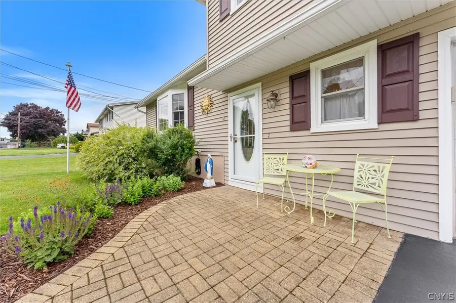 12 Barbara Lane, Camillus, NY 13031 - #3