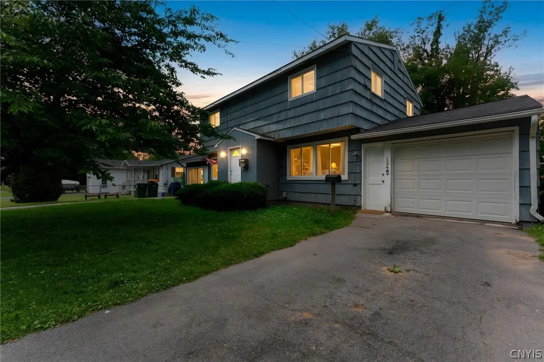 124 Boysen Road, Syracuse, NY 13212 - #1