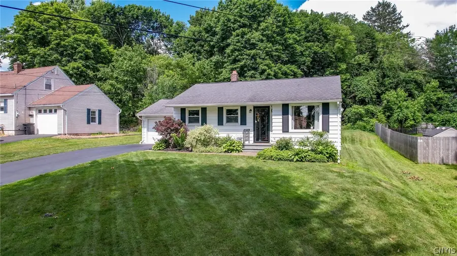 708 Balsam Street, Liverpool, NY 13088 - #3
