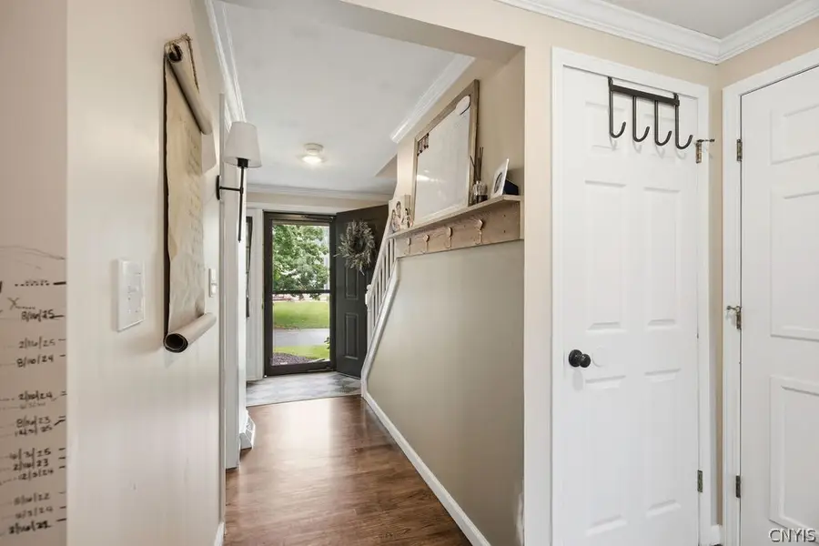 5021 Chesapeake Drive, Syracuse, NY 13212 - #3
