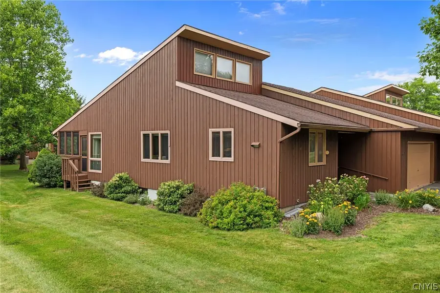 202 Weatheridge Drive, Camillus, NY 13031 - #2