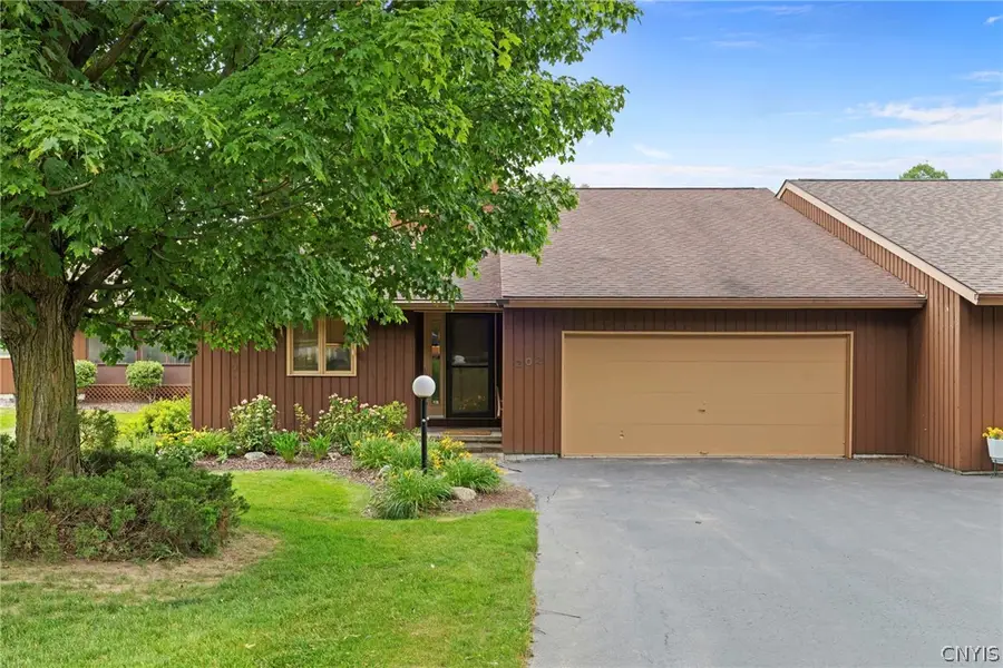 202 Weatheridge Drive, Camillus, NY 13031 - #3