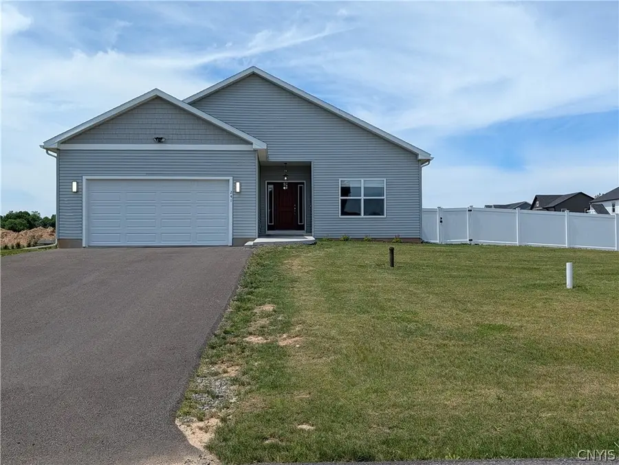 241 Bloomfield Street, Baldwinsville, NY 13027 - #2