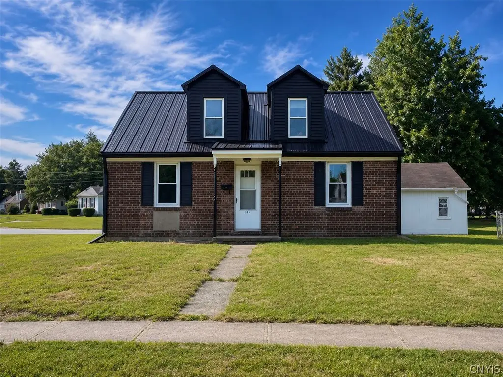 312 Oakwood Street, Rome, NY 13440 - #1