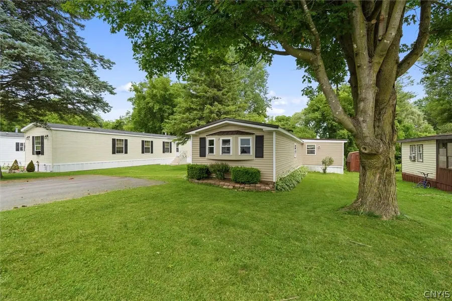 5969 Middle Rd, Stockbridge, NY 13409 - #3