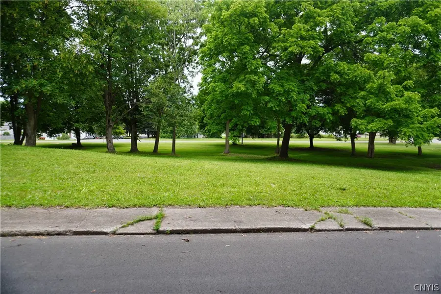 101 E 10th Street, Oswego, NY 13126 - #3