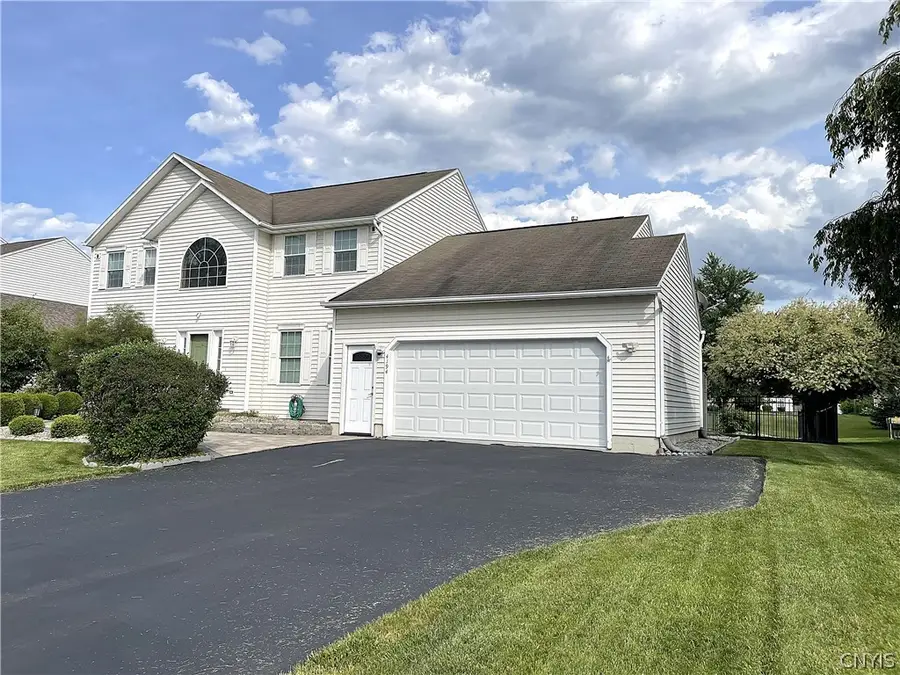 4194 Chokecherry, Liverpool, NY 13090 - #2