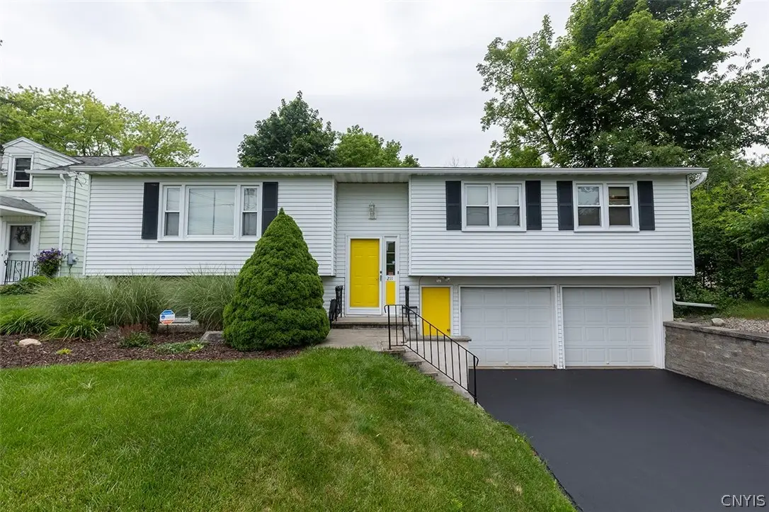 211 Knapp Road, Syracuse, NY 13219 - #1