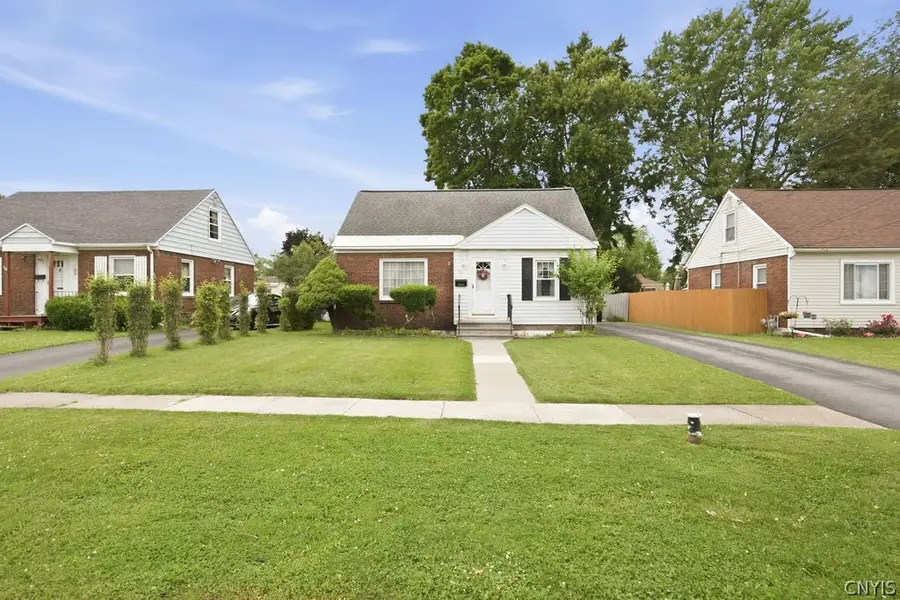221 Beechwood Avenue, Liverpool, NY 13088 - #3