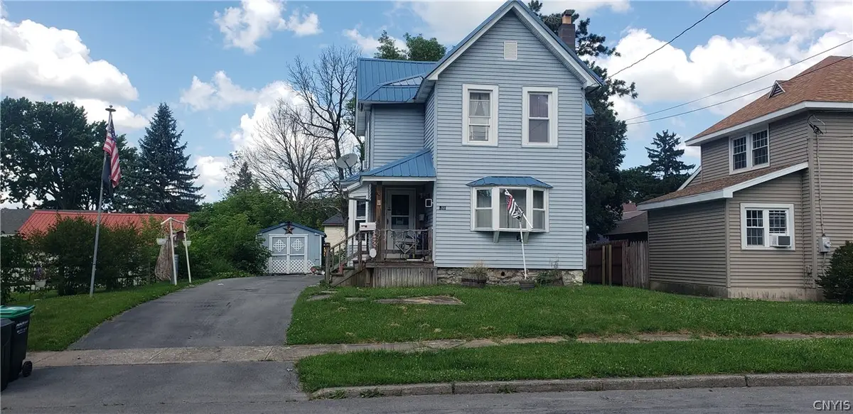 211 Francis Street, Watertown, NY 13601 - #1