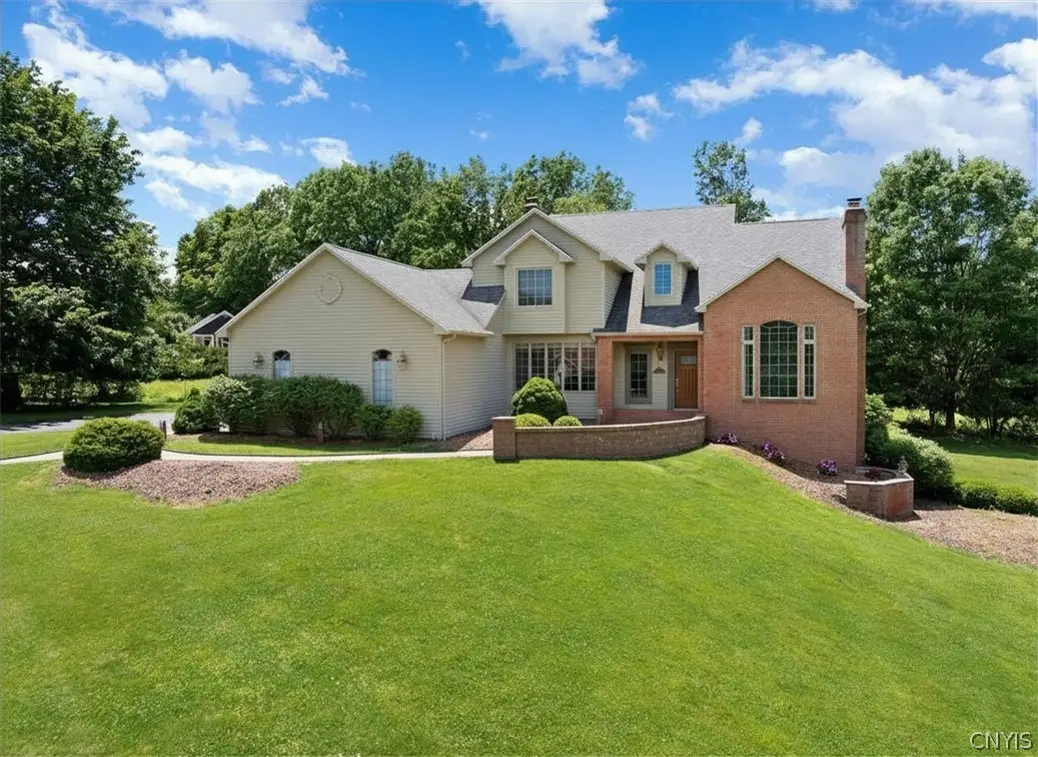 7100 Braxton Cir, Fayetteville, NY 13066 - #1