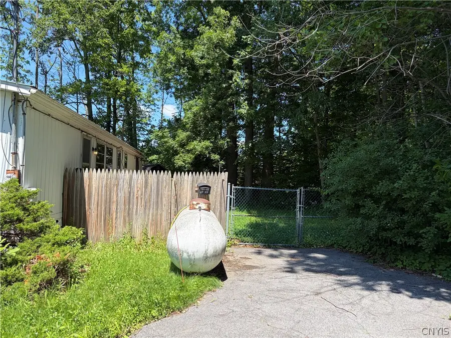 8360 Oswego Road, Liverpool, NY 13090 - #2