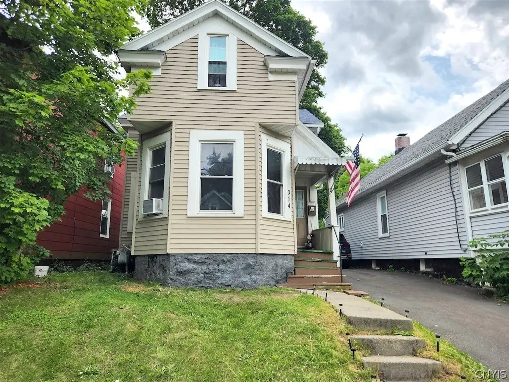 314 Robinson Street, Syracuse, NY 13203 - #1