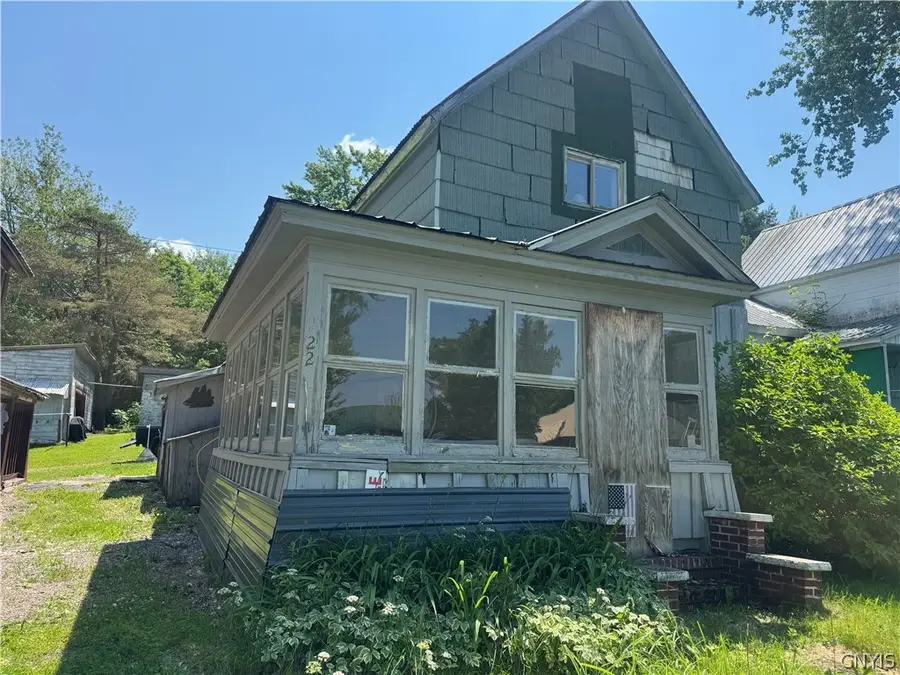 22 Elm Street E, Newton Falls, NY 13666 - #3