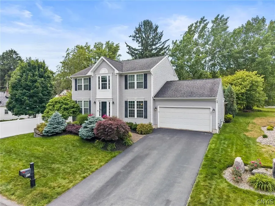 401 Homewood Drive, Fayetteville, NY 13066 - #2