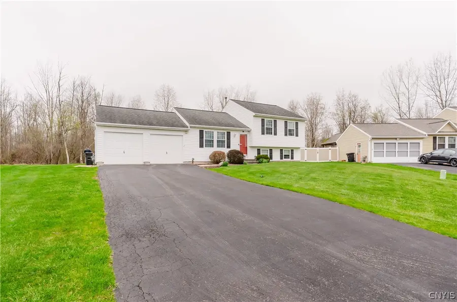 5976 Arentine Way, Cicero, NY 13039 - #2