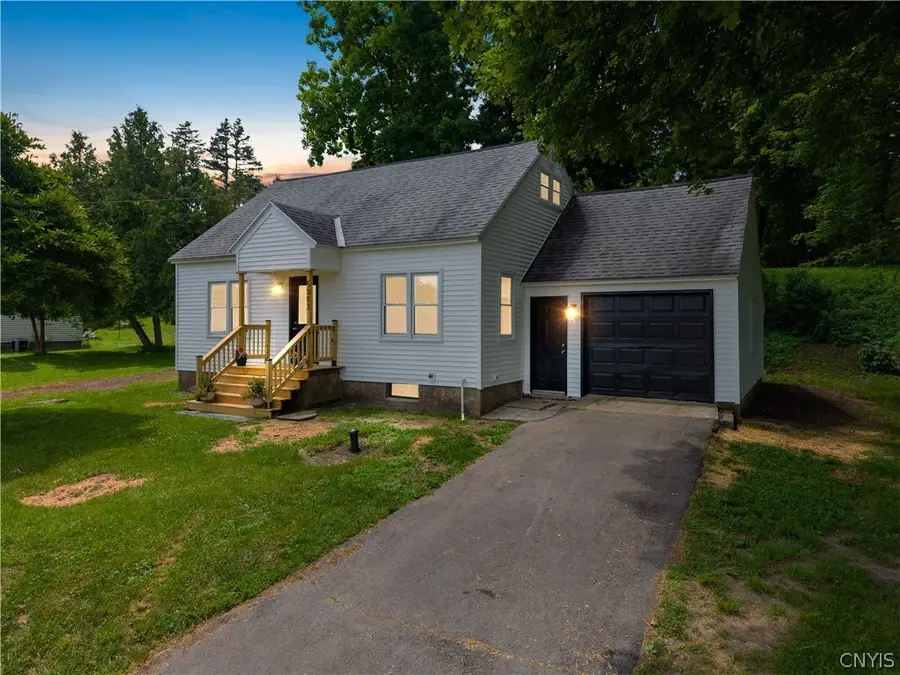 5083 S Onondaga Road, Nedrow, NY 13120 - #2