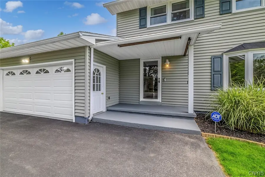 7640 Merritt Drive, Baldwinsville, NY 13027 - #3