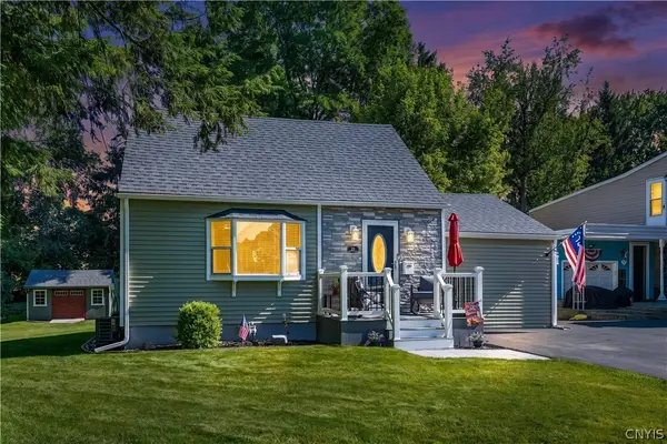 12 Davis Place, New Hartford, NY 13413