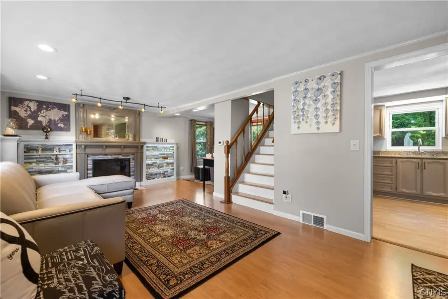 12 Davis Place, New Hartford, NY 13413 - #3