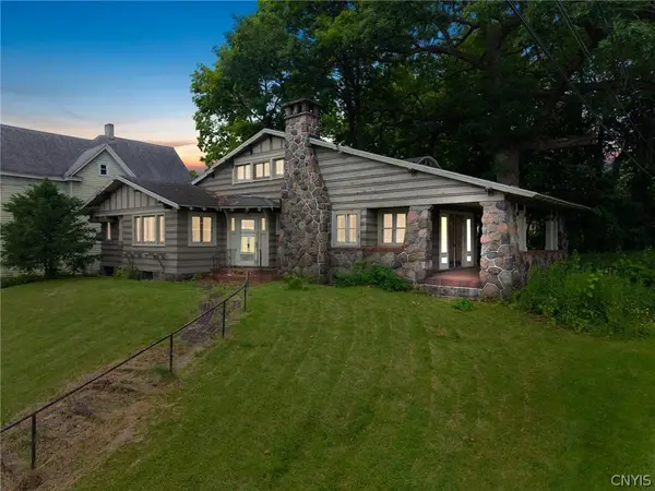 1035 Oak Street, Syracuse, NY 13203